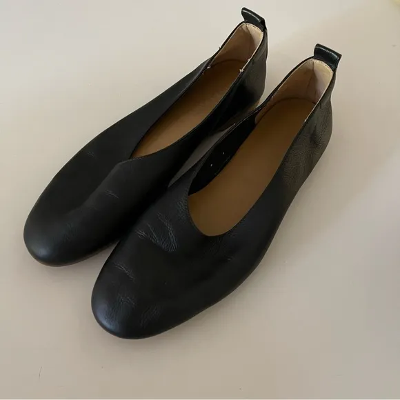 🥿 Everlane Black Leather Slip On ShoesThe Day Glove Ballet Flats Size 7.5
