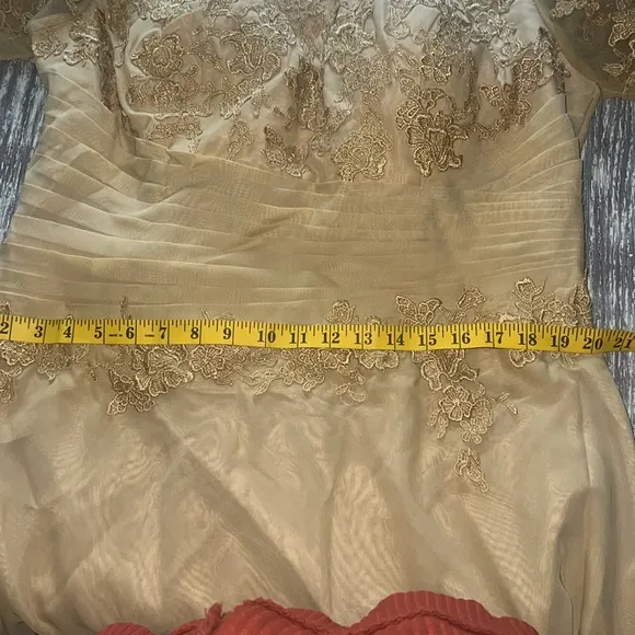 - Jaedin gold lace appliqué boat neck Mother of the bride/groom floor leng…