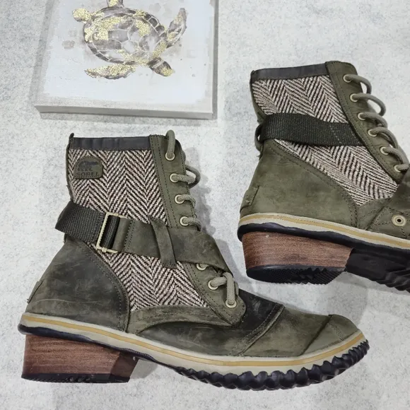 🐢 Sorel Slimboot Lace Up Size 12 Army Green With Zebra Insert!