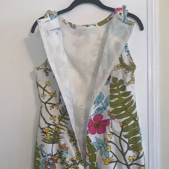 🔴 Trina Turk Encantader shift dress