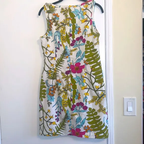 🔴 Trina Turk Encantader shift dress