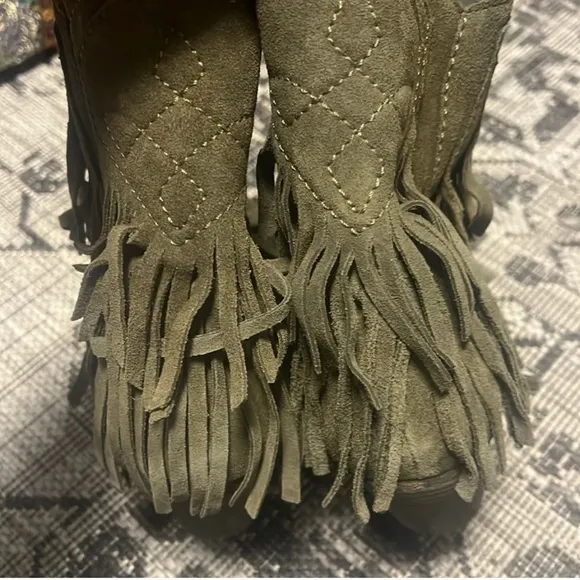 #116. NWOT my offer is Firm! Free People Lawless Suede Fringe Boots
