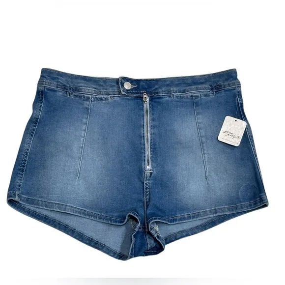 #12 NWT Free People Honeycomb Denim Micro Shorts in Ripple Reflect