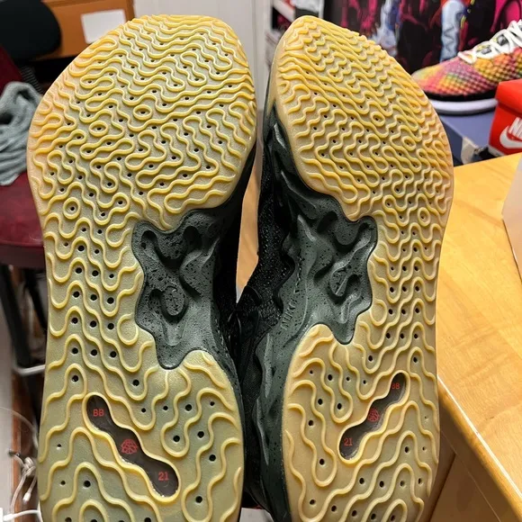 2021 Air Zoom GT Run 'Carbon Green' SZ:13