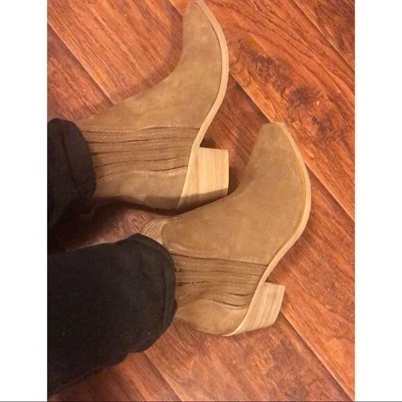 ✨3xHP ✨WEBSTER Booties✨
