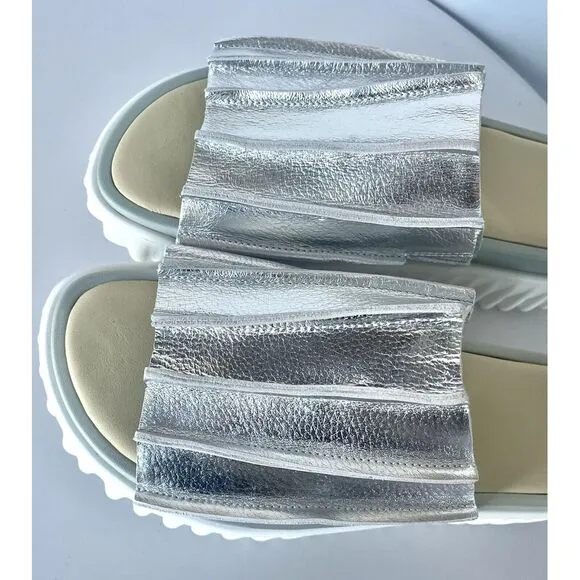 4ccccees wafo pleat‎ sandal €265 metallic silver New 41