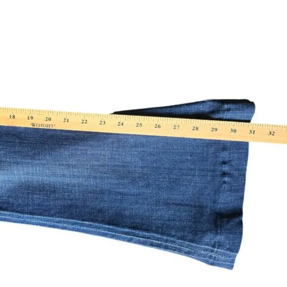 7 For All Mankind Jiselle Phenomenal Flare Jeans. Size 28