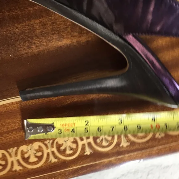 7.5 Donald J. Pliner Floral purple fuchsia copper metallic heels