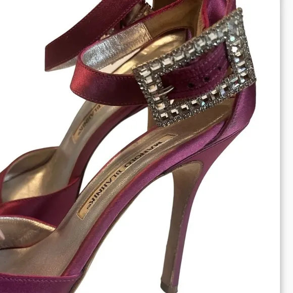 $925 MANOLO BLAHNIK PINK DRIBBIN JEWELED CRYSTAL SATIN SANDALS Sz 36 US 6 SHOES