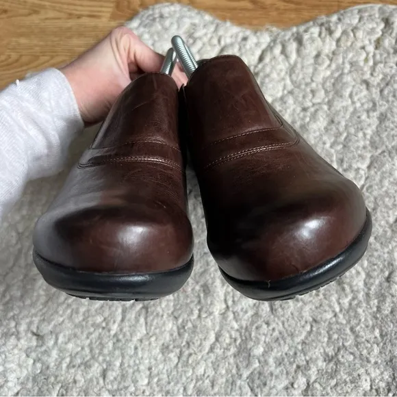 Abeo On Trend Women's COLBIE Brown Leather Slip-On Orthopedic Clogs Size 10