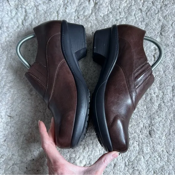 Abeo On Trend Women's COLBIE Brown Leather Slip-On Orthopedic Clogs Size 10