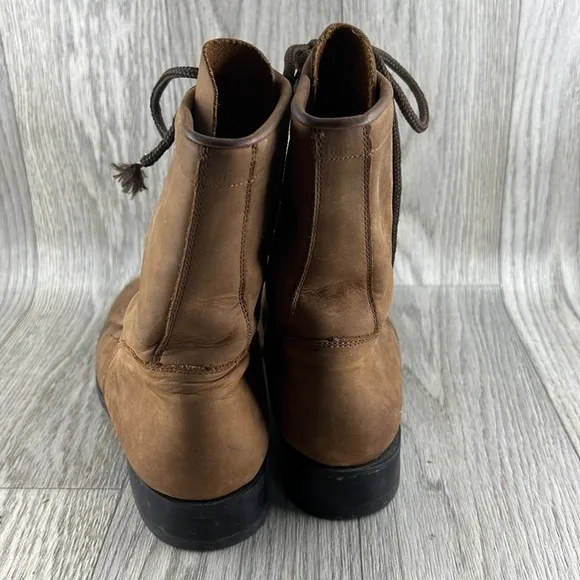 Acme Boots