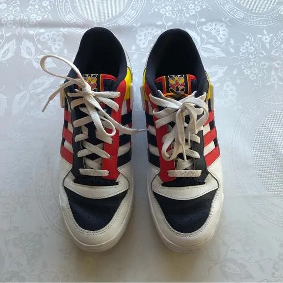 Adidas 84 Forum Sneakers Men’s Size 11 Red/White/Blue Lace-Up Shoes Multicolored