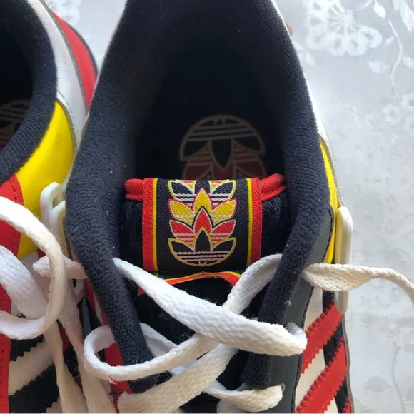 Adidas 84 Forum Sneakers Men’s Size 11 Red/White/Blue Lace-Up Shoes Multicolored