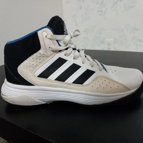 Adidas Cloudfoam 7.5 Mens Mid Top Sneakers Shoes in Black on White