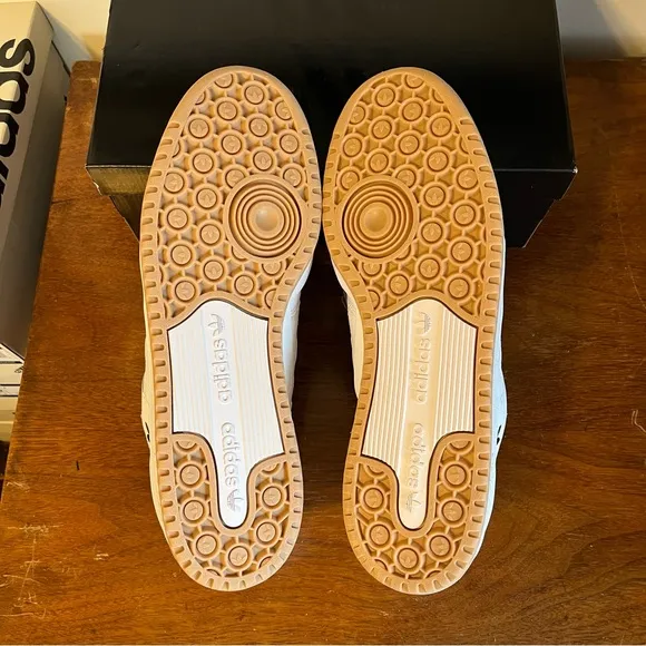 ADIDAS Forum 84 Low ADV Shoes