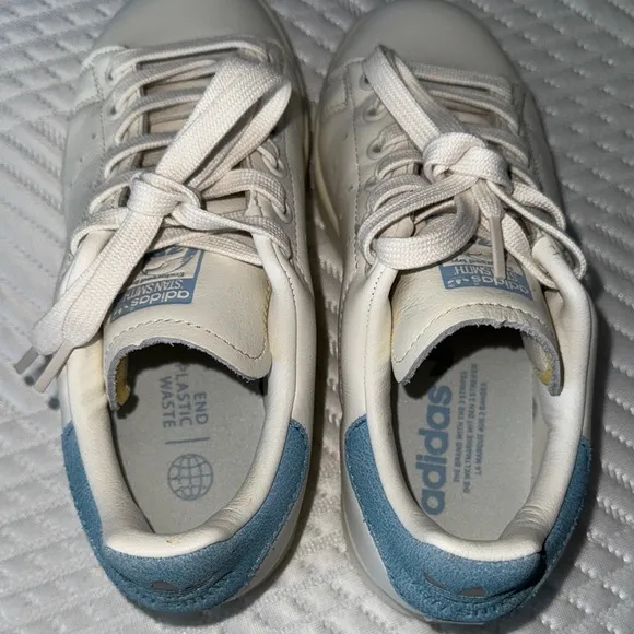 Adidas Kids Stan Smith Shoes - White and Blue