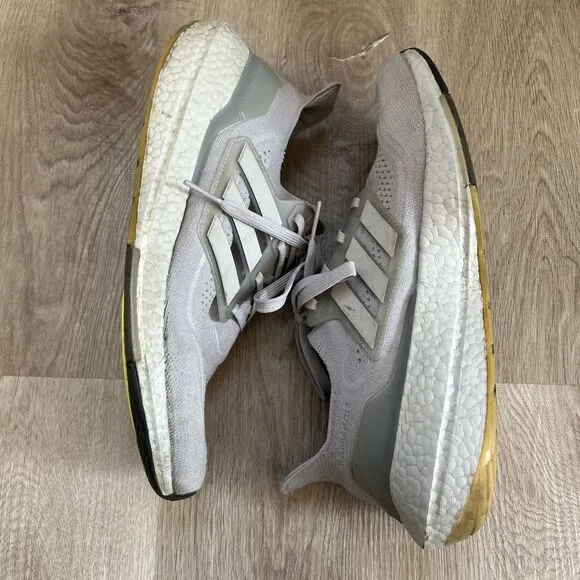 Adidas UltraBoost 21 Mens 11 Cloud White Gray Running Shoes FY0432 Knit Sneakers