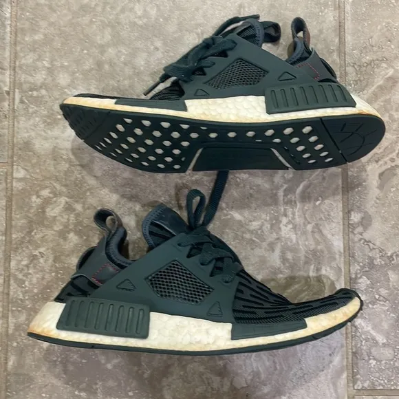 Adidas Women’s NMD XR1 Primeknit Ivy Shoes Sz 6.5