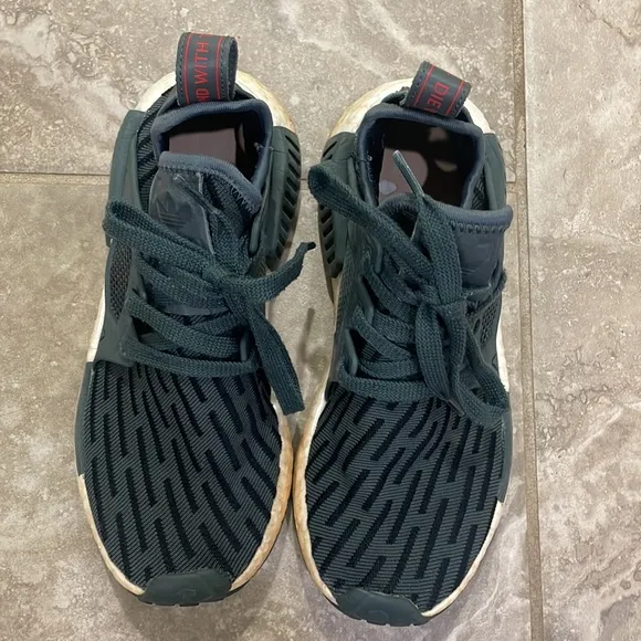 Adidas Women’s NMD XR1 Primeknit Ivy Shoes Sz 6.5