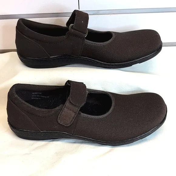 Aetrex Women's Berries Helen Knit Stretch Mary Jane Cocoberry Size 8.5