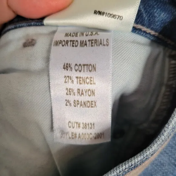AGOLDE SOPHIE High Rise Distressed Blue Denim Jeans Style A003C-2001 Size 26