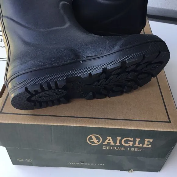Aigle Unisex Woodypop Marine 24332 Size 8