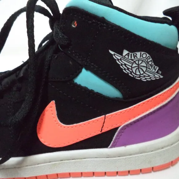 Air Jordan Nike 1 Mid GS “Candy” Youth Boys Tennis Shoes 554726-083 Size Sz 1.5