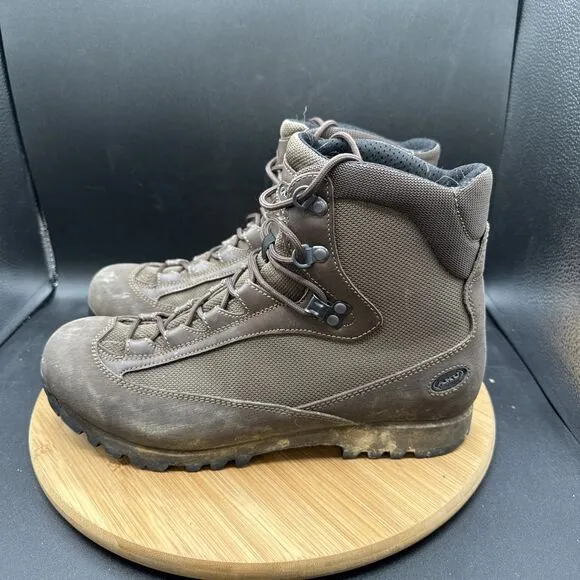 AKU British Army Issue Mens Size 9 Combat Boots High Liability Combat Brown