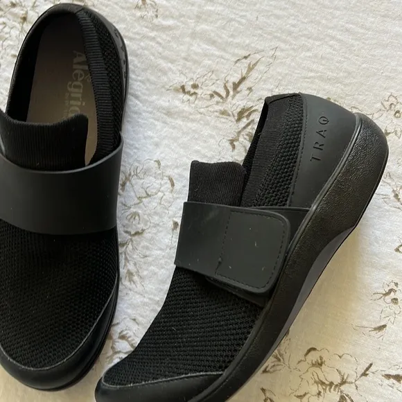Alegria black traq shoes with Velcro strap mesh upper size 42