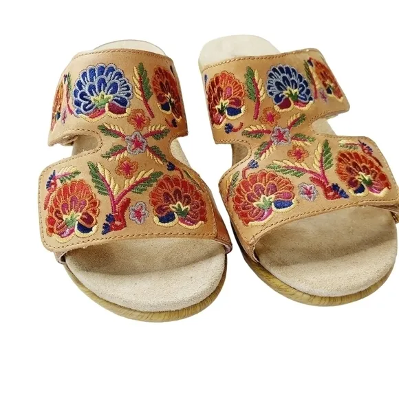 Alegria Embroidered Floral Leather Wedge Sandals 38/  7.5 - 8 US Slip-On  NWOB