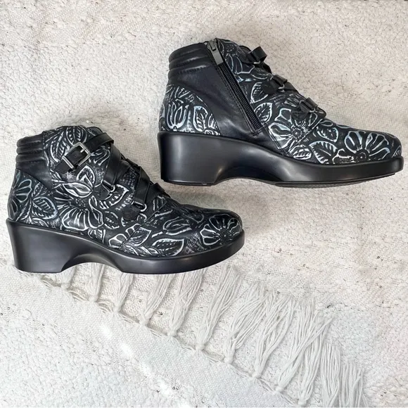 Alegria INDI Romance Boots Black/Blue/Silver Leather Floral Wedge Heel Booties 8