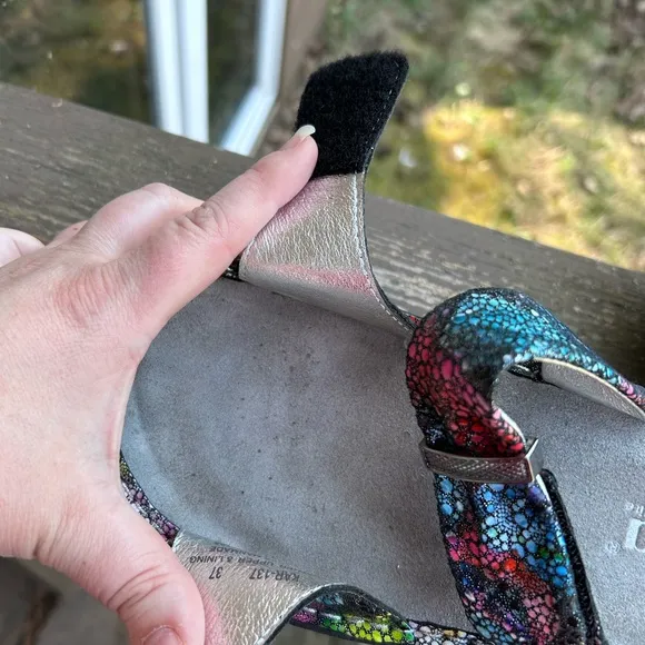 Alegria PG Lite Sandals Size 37 (6.5-7) women’s Multicolor Snake Print comfort