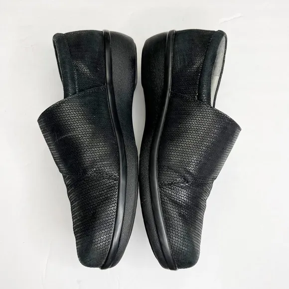Alegria Qin Bob and Weave TRAQ Black Shoes Sz 39