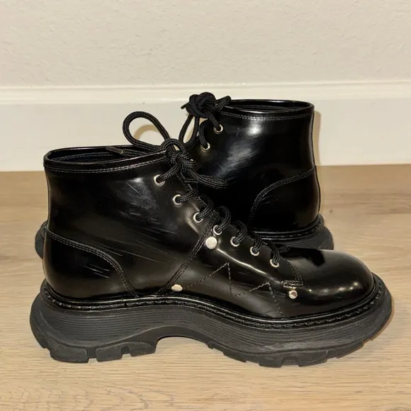 ALEXANDER MCQUEEN BOOTS