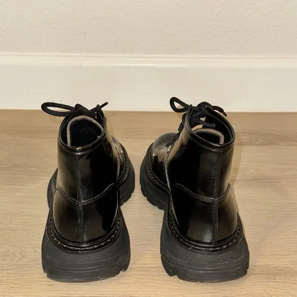 ALEXANDER MCQUEEN BOOTS
