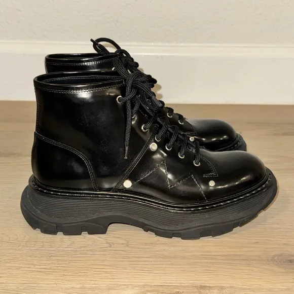 ALEXANDER MCQUEEN BOOTS