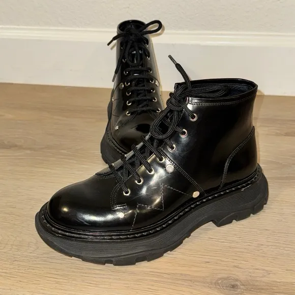 ALEXANDER MCQUEEN BOOTS