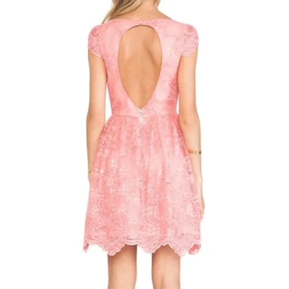 Alice   Olivia Zenden Scallop lace  Scoop Neck Edge Dress size 10