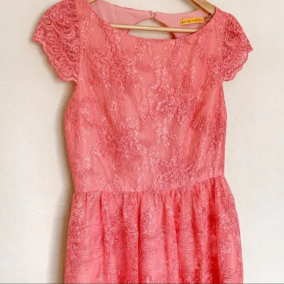 Alice   Olivia Zenden Scallop lace  Scoop Neck Edge Dress size 10