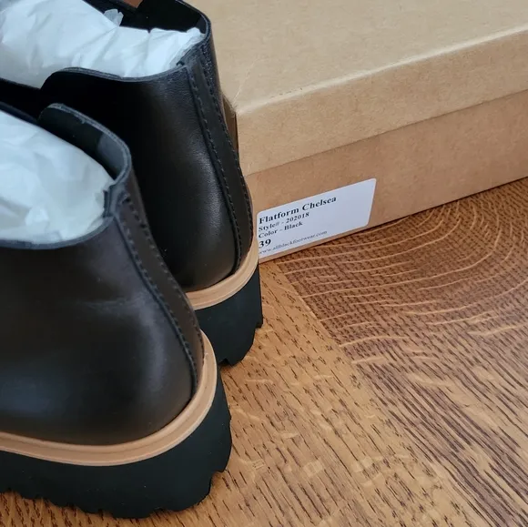 All Black Platform Chelsea Boots - black