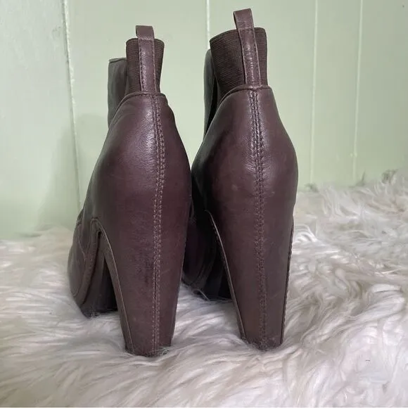 All Saints 39 Wood Leather Heeled Chelsea Boots