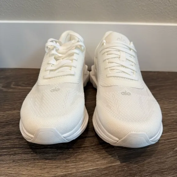 Alo Runner Running Shoes