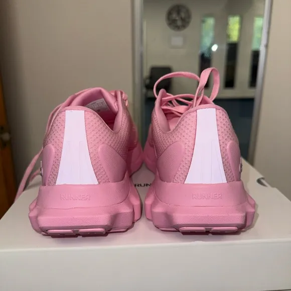 ALO Yoga Pink Athletic Shoes Streamlined Design