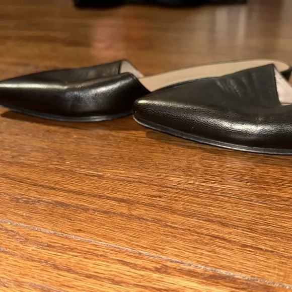 Alumnae Pointy Slip On Shoes, Black