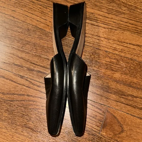 Alumnae Pointy Slip On Shoes, Black