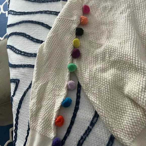 Anthropologie 3/4 sleeve light weight Pom Pom sweater S