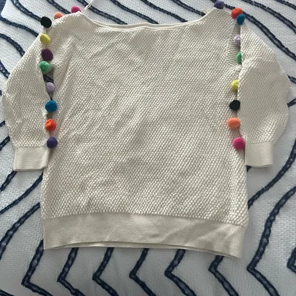 Anthropologie 3/4 sleeve light weight Pom Pom sweater S