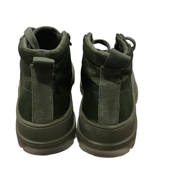 Anthropologie greats lug sole ankle boots.  Army green color.  Size 6