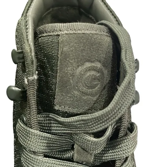 Anthropologie greats lug sole ankle boots.  Army green color.  Size 6